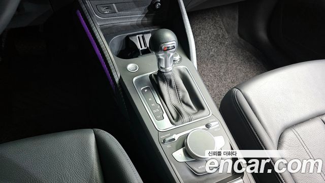 Audi Q2 35 TDI Premium