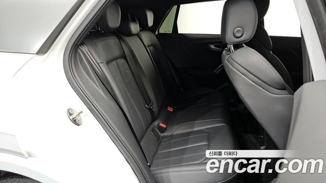 Audi Q2 35 TDI Premium