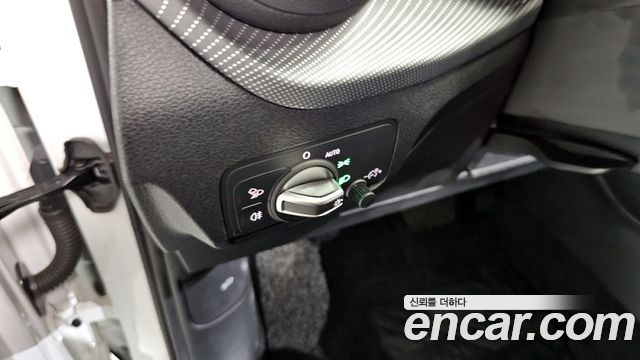 Audi Q2 35 TDI Premium