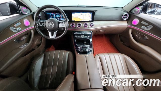 Mercedes-Benz E-Class E300 4MATIC Exclusive