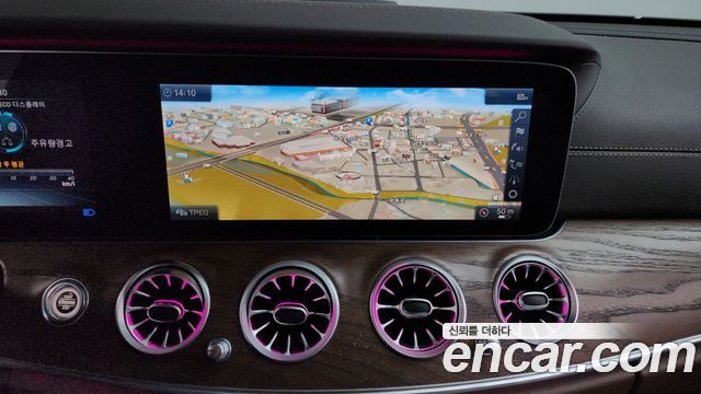 Mercedes-Benz E-Class E300 4MATIC Exclusive