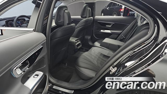 Mercedes-Benz E-Class E200 Avantgarde