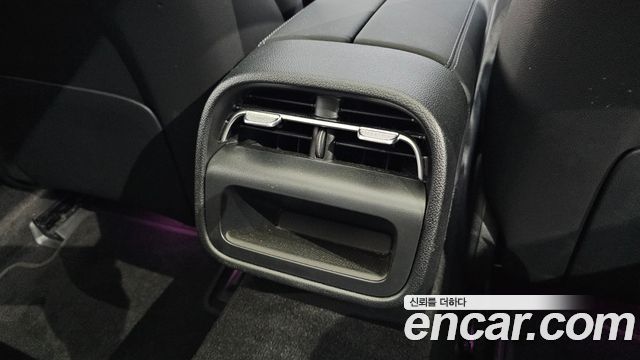 Mercedes-Benz E-Class E200 Avantgarde