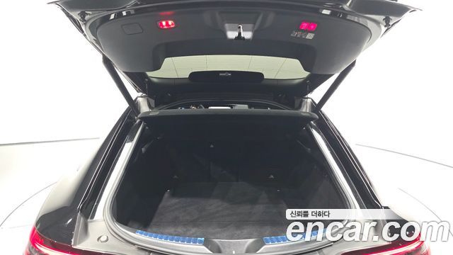 Mercedes-Benz AMG GT 4Door 43 4MATIC+