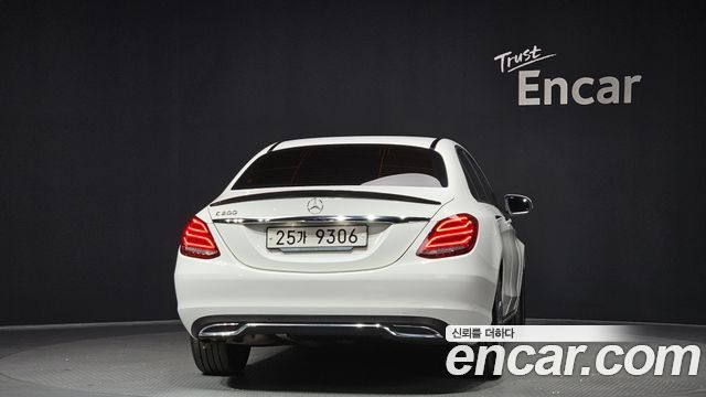 Mercedes-Benz C-Class C200 Avantgarde