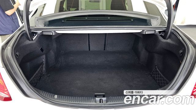Mercedes-Benz C-Class C200 Avantgarde