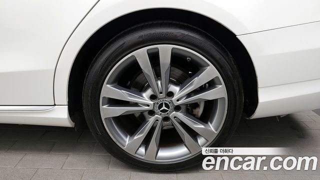 Mercedes-Benz C-Class C200 Avantgarde