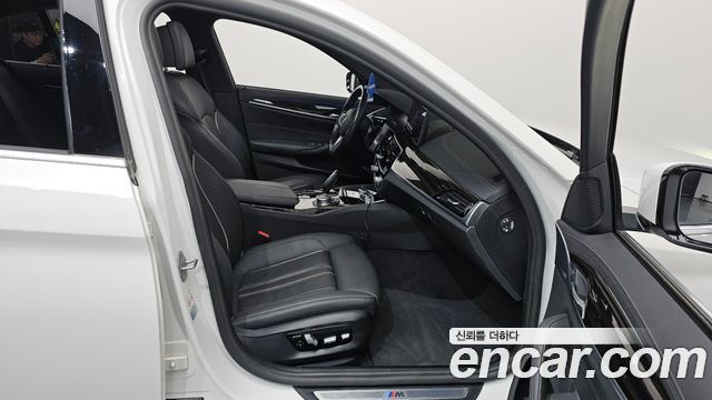 BMW 5-Series 520i M Sport