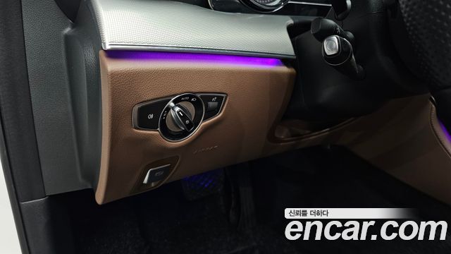 Mercedes-Benz E-Class E200 Avantgarde