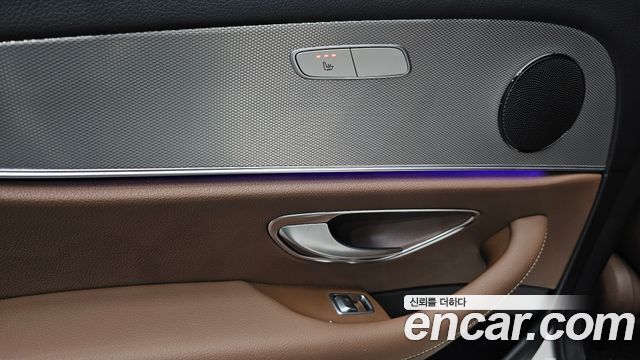 Mercedes-Benz E-Class E200 Avantgarde