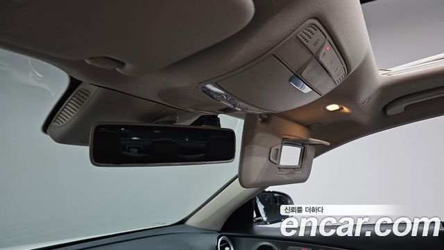 Mercedes-Benz E-Class E200 Avantgarde