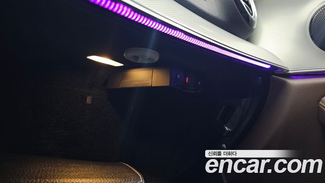Mercedes-Benz E-Class E200 Avantgarde