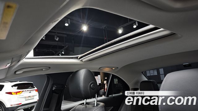 Mercedes-Benz E-Class E300 Avantgarde