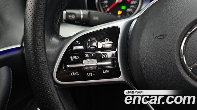 Mercedes-Benz E-Class E300 Avantgarde