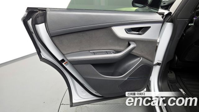 Audi Q8 50 TDI Quattro Premium