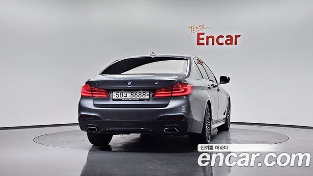 BMW 5-Series 530i xDrive M Sport Package Plus