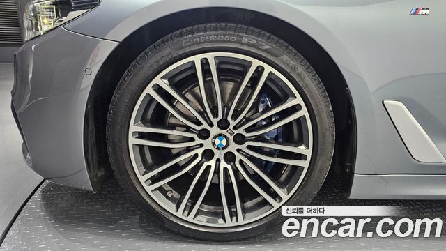BMW 5-Series 530i xDrive M Sport Package Plus