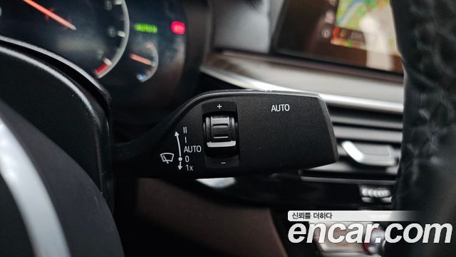 BMW 5-Series 530i xDrive M Sport Package Plus