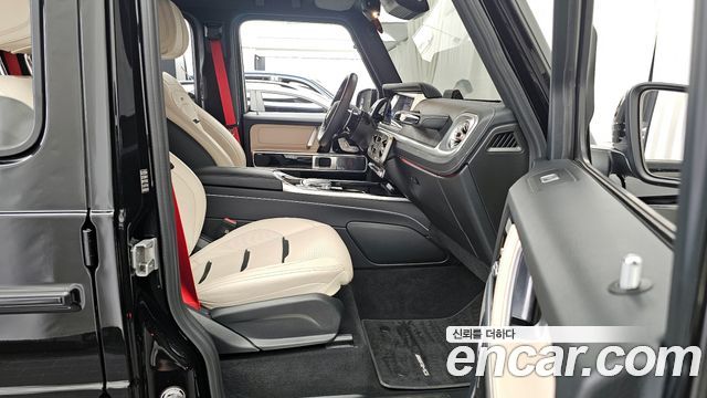 Mercedes-Benz G-Class AMG G63