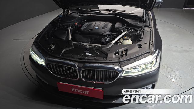 BMW 5-Series 520d Luxury Plus