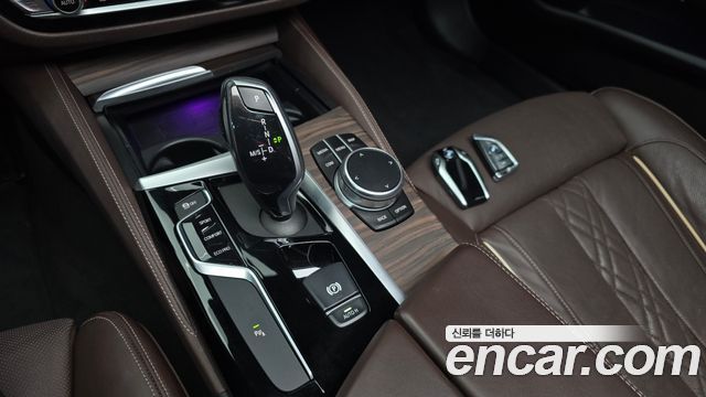 BMW 5-Series 520d Luxury Plus