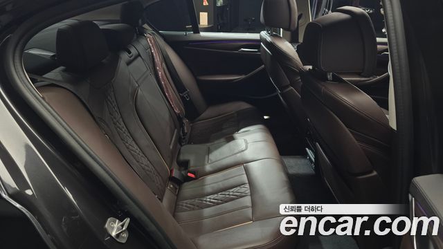 BMW 5-Series 520d Luxury Plus