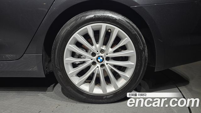 BMW 5-Series 520d Luxury Plus