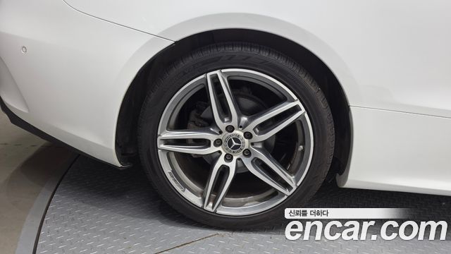 Mercedes-Benz E-Class E220d Cabriolet