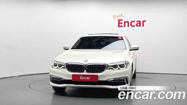 BMW 5-Series 530i xDrive Luxury Plus