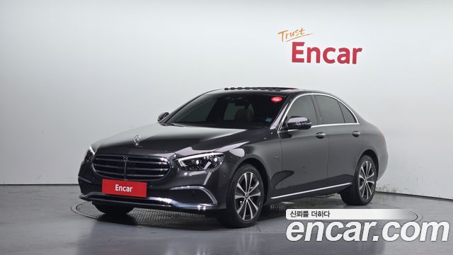 Mercedes-Benz E-Class E300e 4MATIC Exclusive