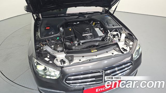 Mercedes-Benz E-Class E300e 4MATIC Exclusive