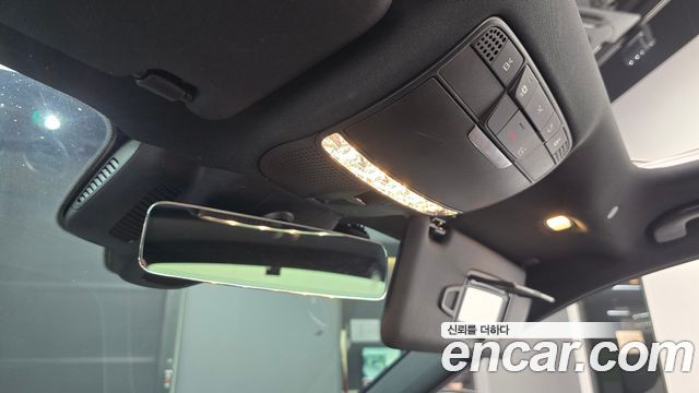 Mercedes-Benz E-Class E300e 4MATIC Exclusive