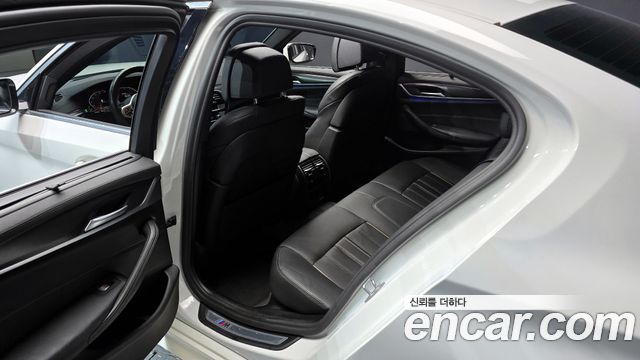 BMW 5-Series 520i M Sport