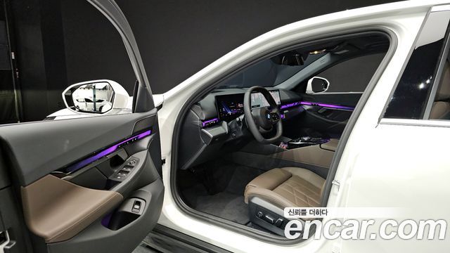 BMW 5-Series 520i
