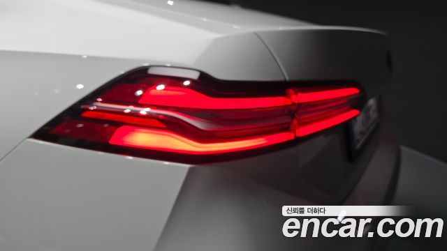 BMW 5-Series 520i