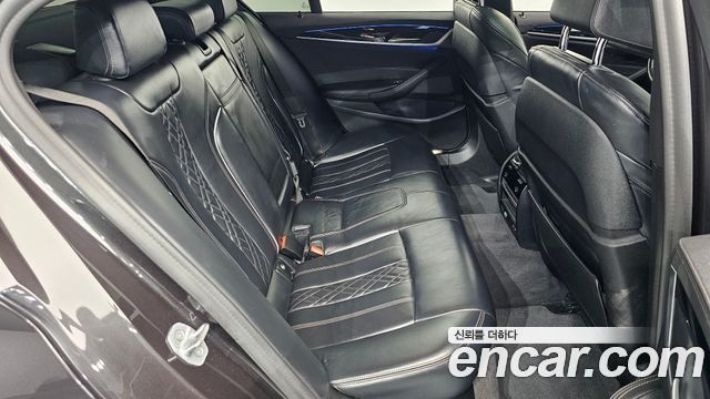 BMW 5-Series 523d M Sport