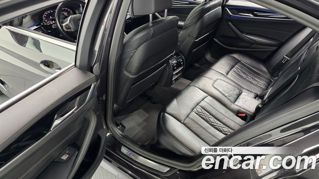 BMW 5-Series 523d M Sport
