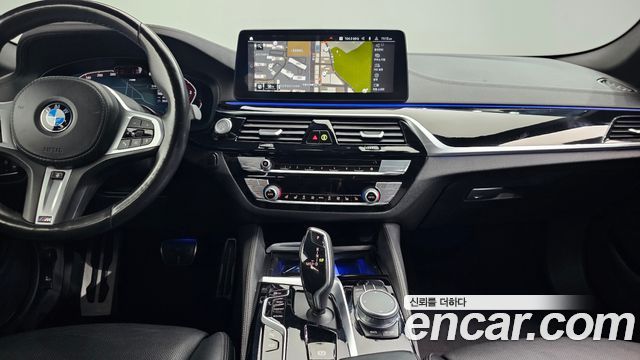 BMW 5-Series 523d M Sport