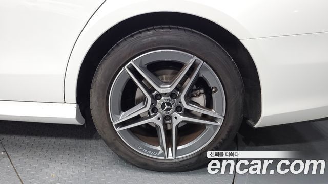 Mercedes-Benz E-Class E250 AMG Line