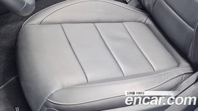 Mercedes-Benz E-Class E250 AMG Line