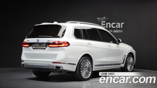 BMW X7 xDrive 40i Design Pure Excellence 6-Seater