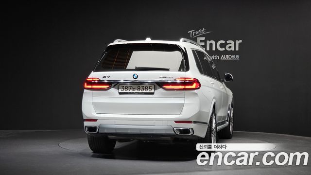 BMW X7 xDrive 40i Design Pure Excellence 6-Seater