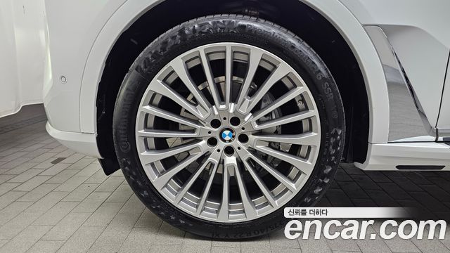 BMW X7 xDrive 40i Design Pure Excellence 6-Seater