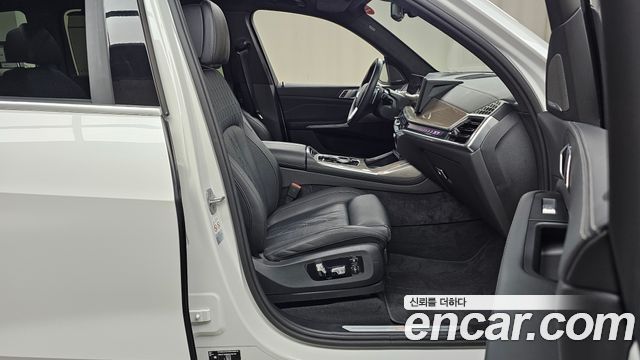 BMW X7 xDrive 40i Design Pure Excellence 6-Seater