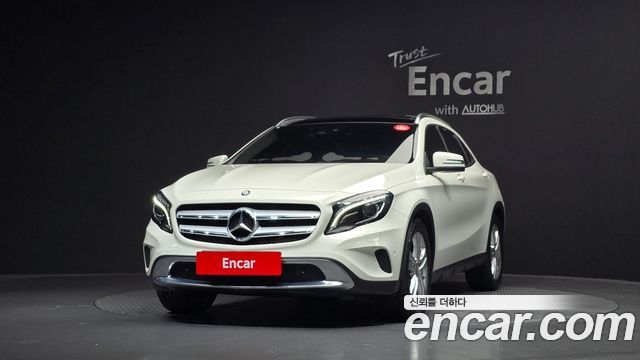 Mercedes-Benz GLA-Class GLA200 d 4MATIC