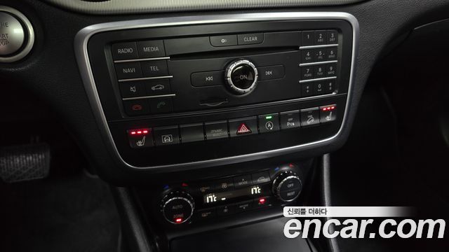 Mercedes-Benz GLA-Class GLA200 d 4MATIC