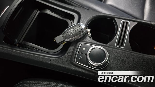 Mercedes-Benz GLA-Class GLA200 d 4MATIC