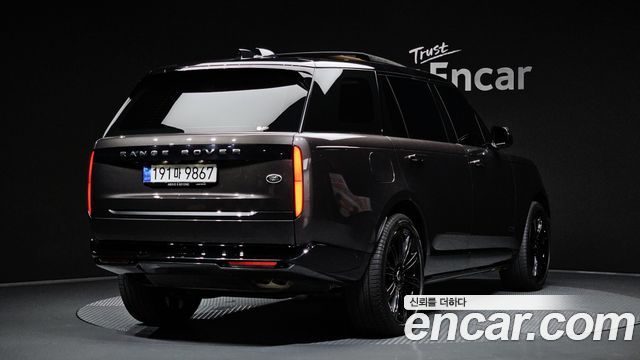 Land Rover Range Rover P530 Autobiography Long Wheel Base