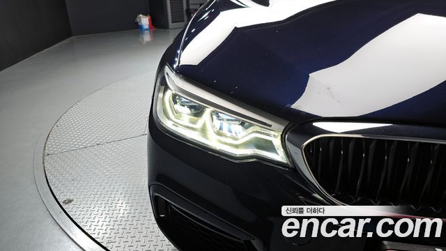 BMW 5-Series 530i M Sport Package Plus