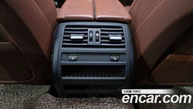 BMW 5-Series 528i xDrive M Aero Dynamic